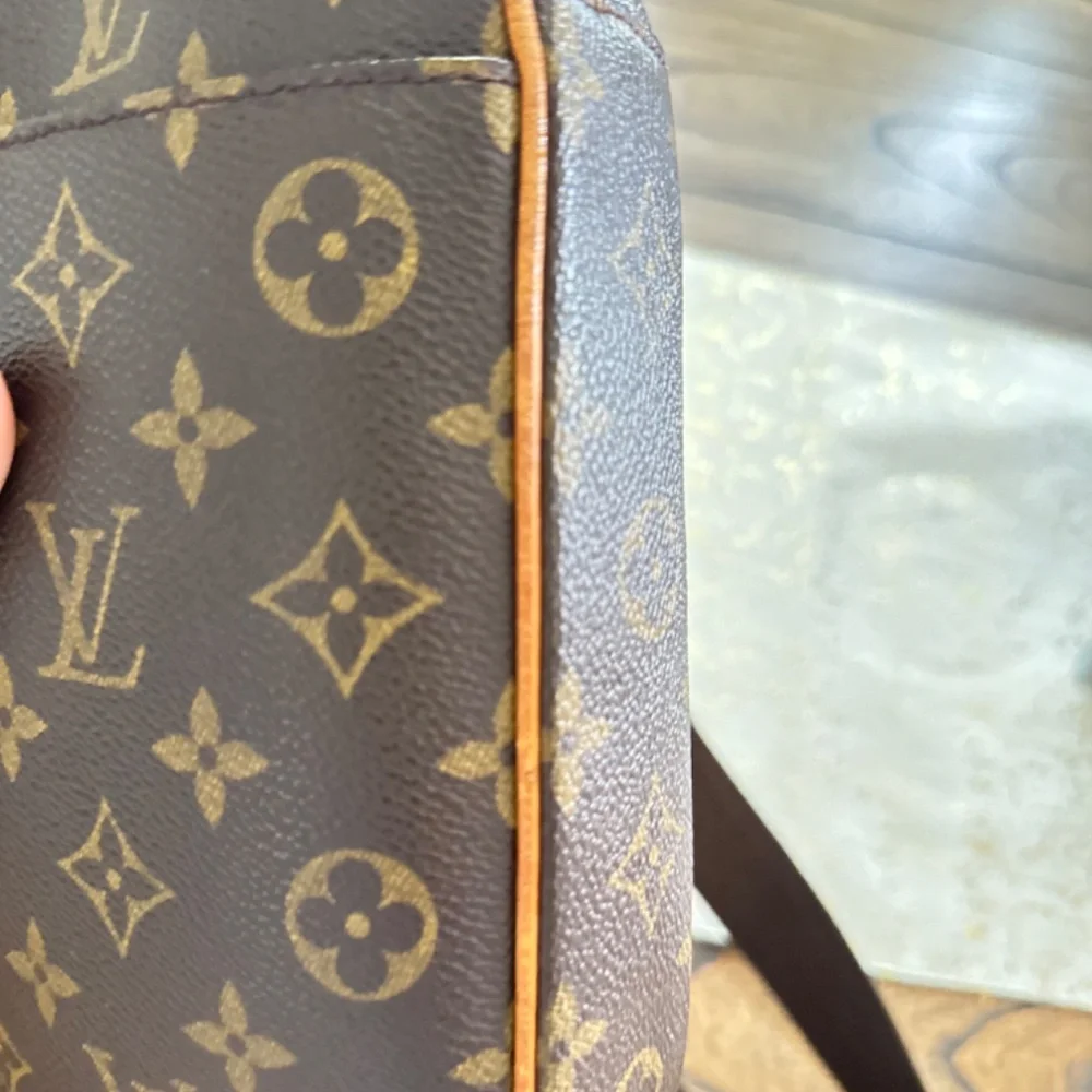 Louis Vuitton Gange Monogram Crossbody - Picture 15 of 16